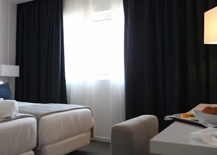 葡萄牙安城酒店 4* 花地瑪